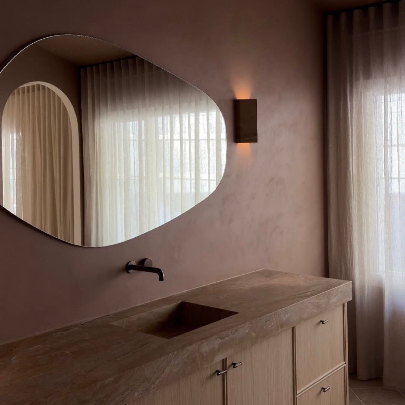 Mila | Irregular Mirror - Mirrors by Reflect